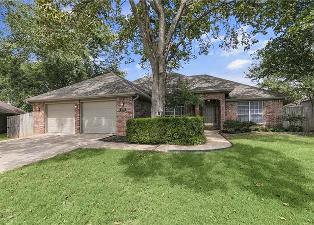 Property at 4671 Bailey Cir, Springdale, AR 72762, 3 beds, 2 baths