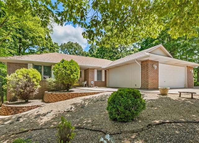Property at 4 Tisbury Ln, Bella Vista, AR 72715, 3 beds, 2 baths