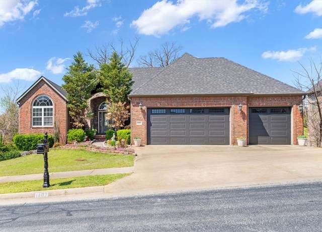 Property at 1402 NE Fairwinds Dr, Bentonville, AR 72712, 6 beds, 5 baths