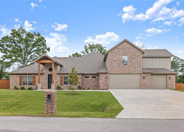 Property at 12437 Wildwood Dr, Rogers, AR 72756, 4 beds, 3.5 baths