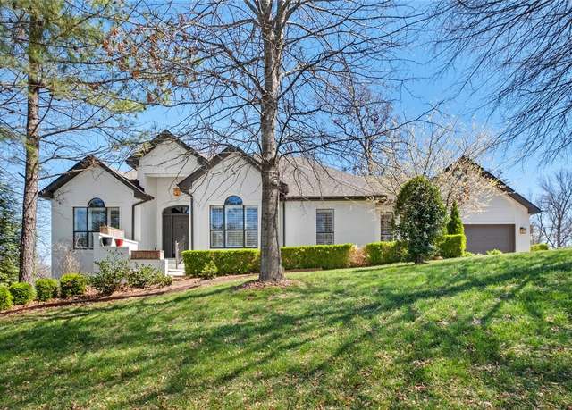 Property at 2 Willow Bank Cir, Bentonville, AR 72712, 4 beds, 2.5 baths