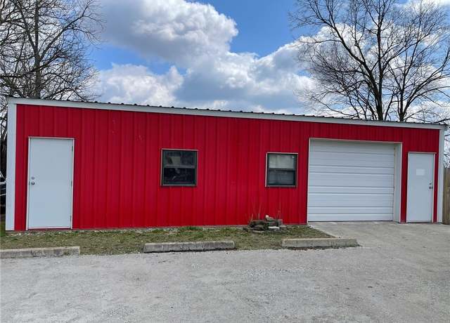 Property at 14815 Highway 21, Oak Grove, AR 72660, 0.5 baths