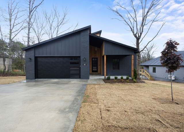 Property at 40 Banff Dr, Bella Vista, AR 72715, 3 beds, 2 baths