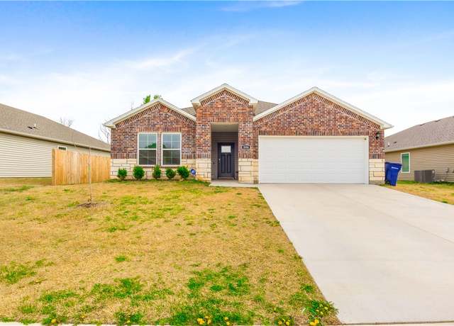 Property at 506 W Cattleman Ln, Siloam Springs, AR 72761, 4 beds, 2 baths