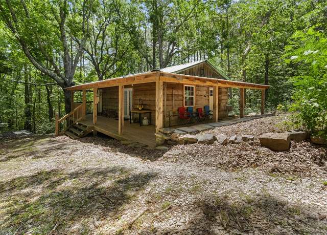 Property at 109 S Nc 8731, Jasper, AR 72641, 6 beds, 3.5 baths