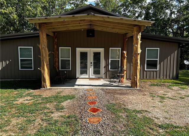 Property at 351 County Road 205, Eureka Springs, AR 72632, 2 beds, 2 baths
