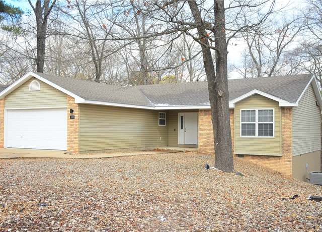 Property at 100 Overton Dr, Bella Vista, AR 72714, 3 beds, 2 baths