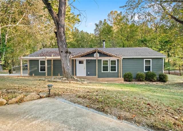 Property at 12744 Scenic Dr, Rogers, AR 72756, 3 beds, 2 baths