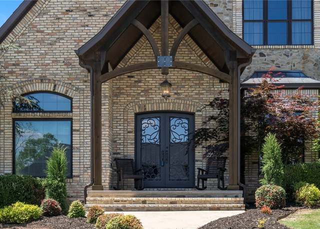 Property at 995 Beau Chalet Dr, Bentonville, AR 72713, 4 beds, 4.5 baths