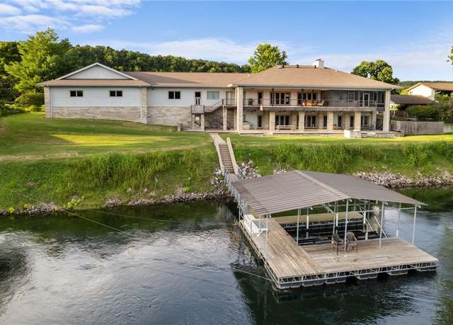 Property at 500 Valley Airport Dr, Cotter, AR 72626, 3 beds, 2.5 baths