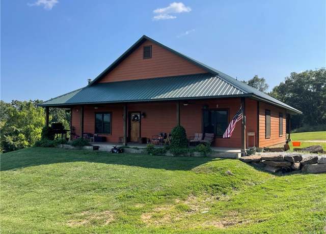 Property at 8019 Madison 5551, Huntsville, AR 72740, 3 beds, 2 baths