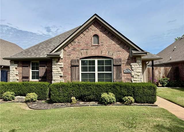 Property at 3106 Warberry Ave, Bentonville, AR 72713, 3 beds, 2 baths
