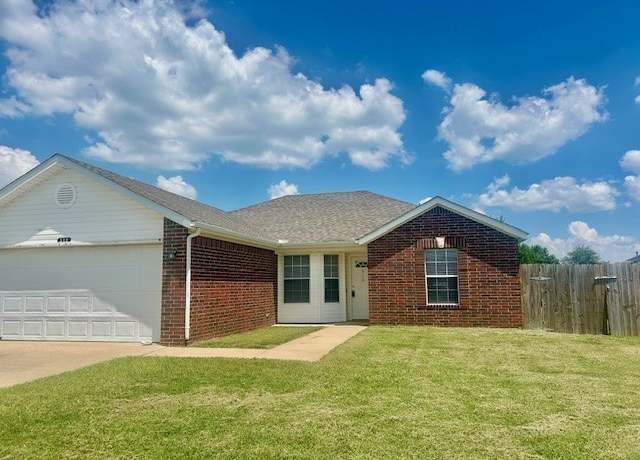 Property at 510 Sun Mdw, Centerton, AR 72719, 3 beds, 2 baths