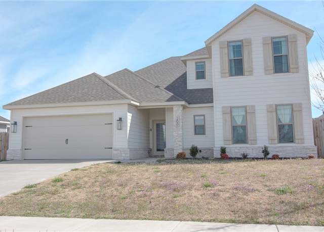 Property at 200 Wilson Blvd, Pea Ridge, AR 72751, 4 beds, 3 baths