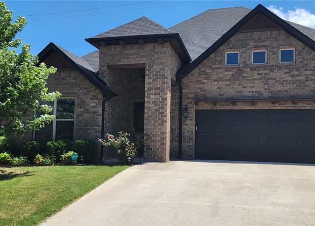 Property at 3703 SW Ryegrass Rd, Bentonville, AR 72713, 4 beds, 3 baths