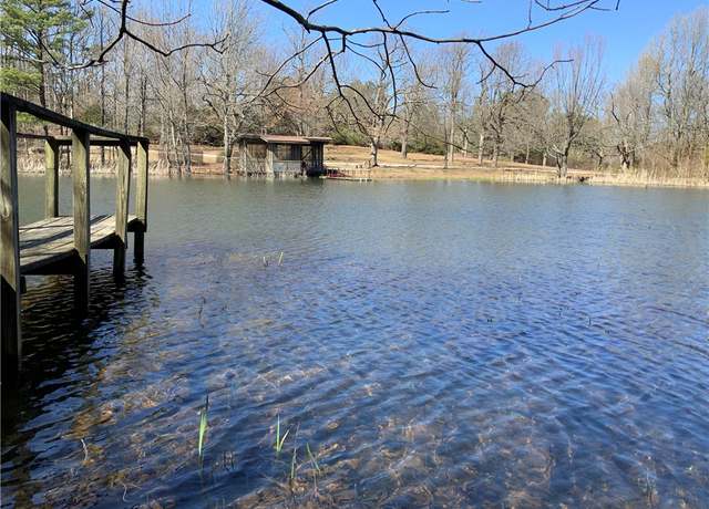 Property at 462 Nc 2320, Jasper, AR 72641, 4 beds, 3.5 baths