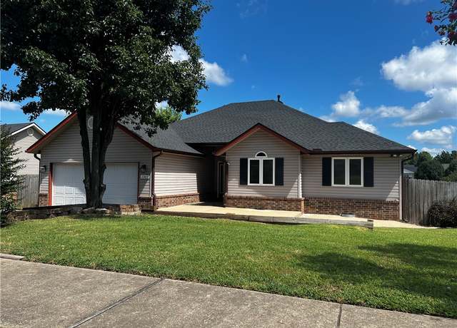 Property at 1311 E Rachel Ln, Rogers, AR 72758, 3 beds, 2 baths