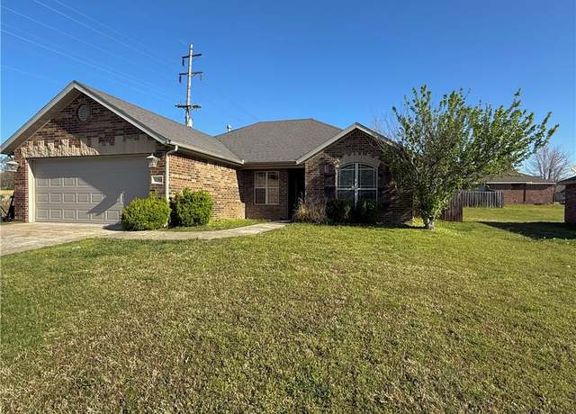 Property at 4268 Mahogany Dr, Fayetteville, AR 72704, 3 beds, 2 baths