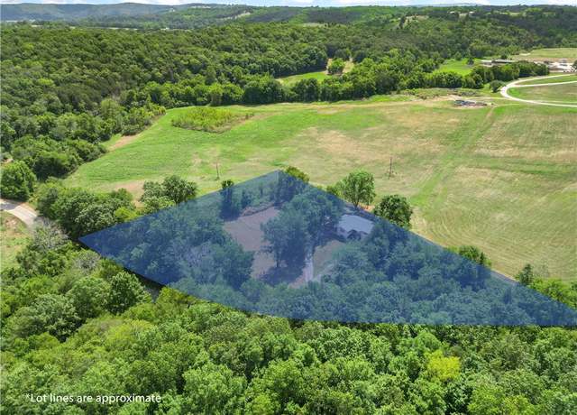 Property at 1700 Silver Valley Rd, Harrison, AR 72601, 3 beds, 2 baths