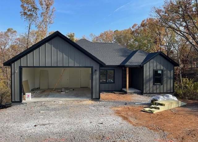 Property at 72 Eriboll Ln, Bella Vista, AR 72715, 3 beds, 2 baths
