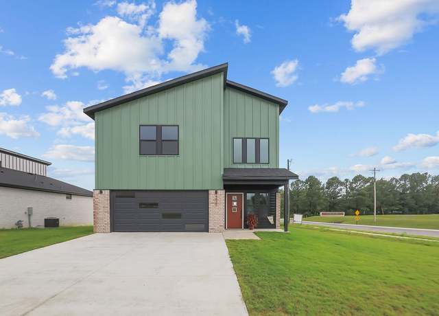 Property at 4927 Weeping Willow Ave, Springdale, AR 72764, 3 beds, 2.5 baths