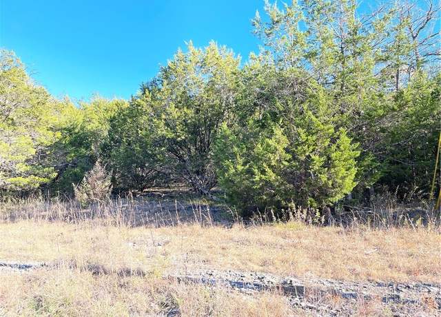 Property at 38 Danube Dr, Holiday Island, AR 72631