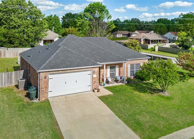 Property at 1478 Cannondale Dr, Fayetteville, AR 72704, 3 beds, 2 baths