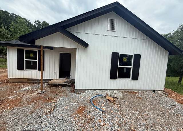 Property at TBD Mae, Huntsville, AR 72740, 3 beds, 2 baths