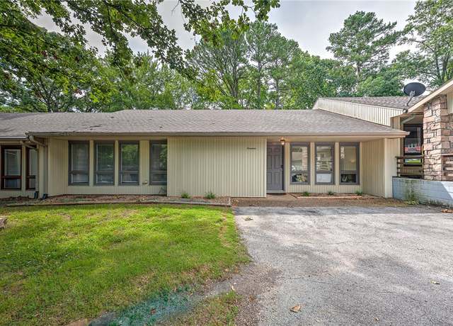 Property at 19 Mellor Ln, Bella Vista, AR 72715, 3 beds, 2 baths