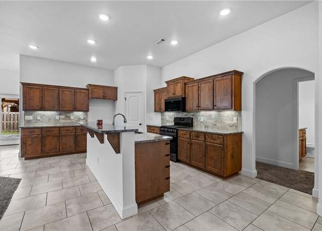 Property at 5908 NW Meade St, Bentonville, AR 72713, 4 beds, 2 baths