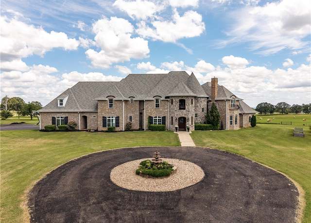 Property at 4504 Ridge Rd, Alma, AR 72921, 6 beds, 6 baths
