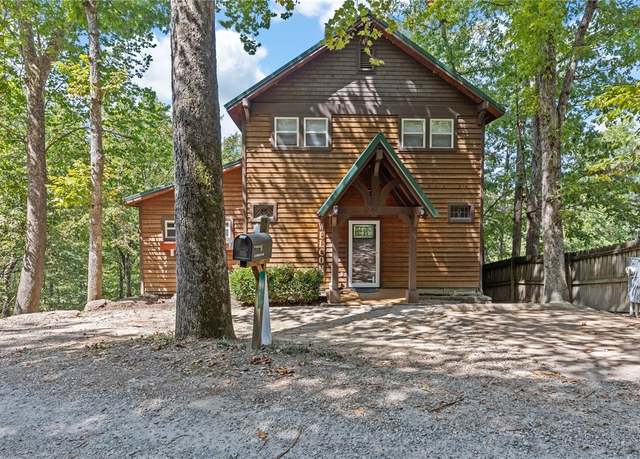 Property at 55 Lakeshore Dr, Eureka Springs, AR 72631, 3 beds, 3 baths