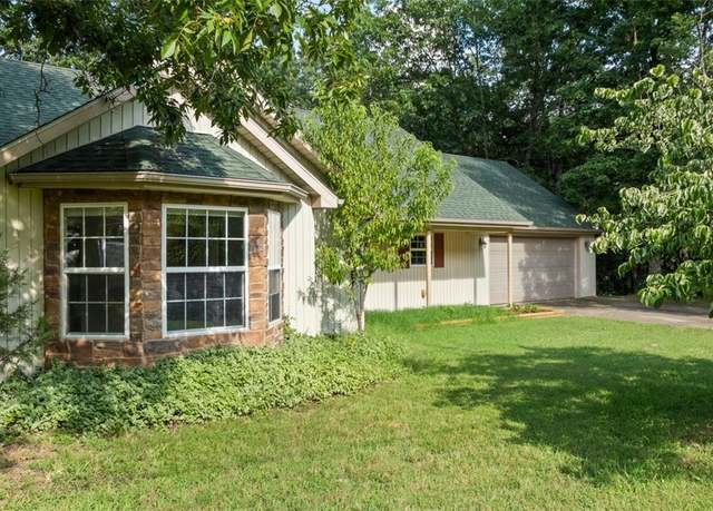 Property at 22198 W War Eagle Rd, Springdale, AR 72764, 3 beds, 2 baths