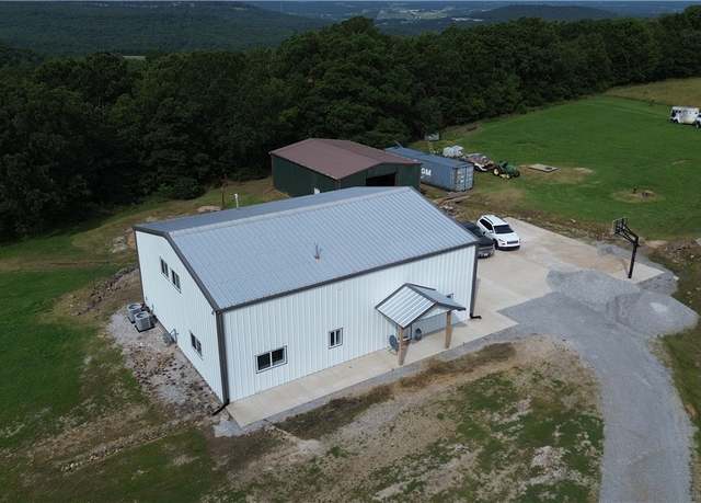 Property at 1284 Madison 2149, Huntsville, AR 72740, 4 beds, 5 baths