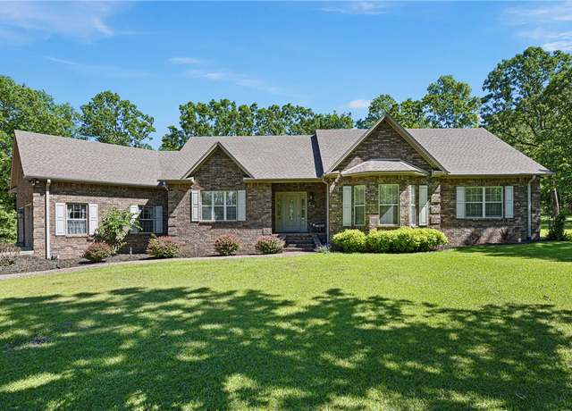 Property at 13985 Sr 124, Russellville, AR 72802, 3 beds, 2.5 baths