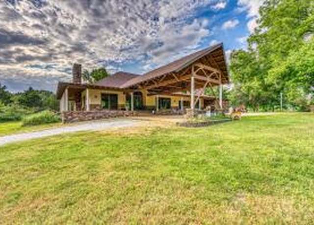 Property at 2403 Mountain Vista Rd, Harrison, AR 72601, 4 beds, 5 baths