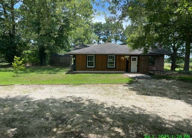 Property at 12835 Buddy Elkins Rd, Farmington, AR 72730, 3 beds, 2 baths