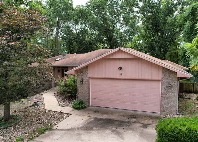 Property at 18 Walney Dr, Bella Vista, AR 72715, 2 beds, 2 baths