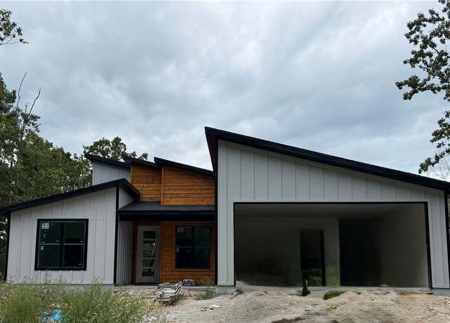 Property at 63 Tummell Dr, Bella Vista, AR 72715, 2 beds, 2.5 baths