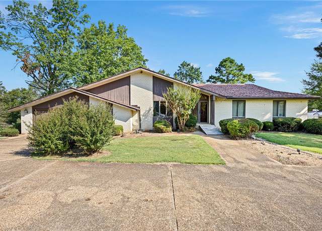 Property at 18015 E State Highway 28, Ola, AR 72853, 4 beds, 3 baths