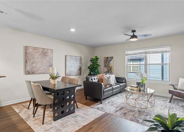 Property at 1962 Bourbon Dr, Fayetteville, AR 72703, 3 beds, 2.5 baths