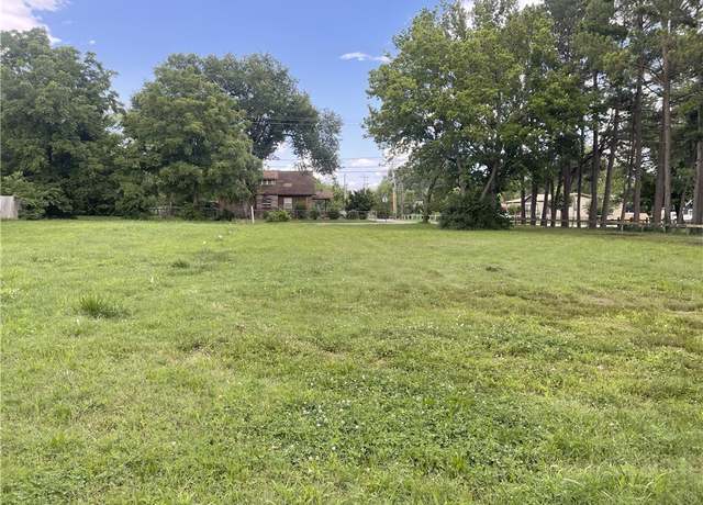 Property at 199 D St, Centerton, AR 72719
