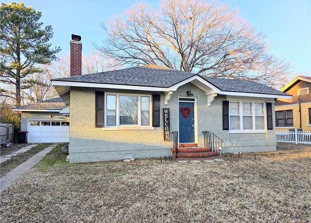 Property at 42 Davis St, Alma, AR 72921, 3 beds, 2 baths