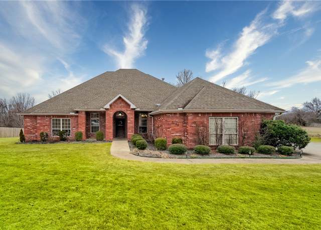 Property at 2680 Charismatic Ave, Springdale, AR 72762, 4 beds, 3.5 baths