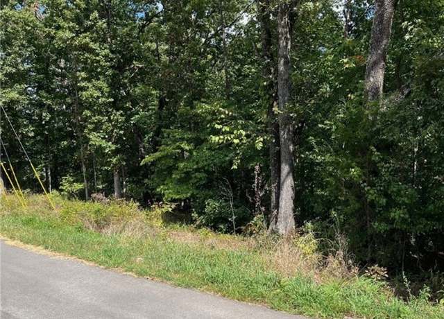 Property at 34 Bassingham Dr, Bella Vista, AR 72715