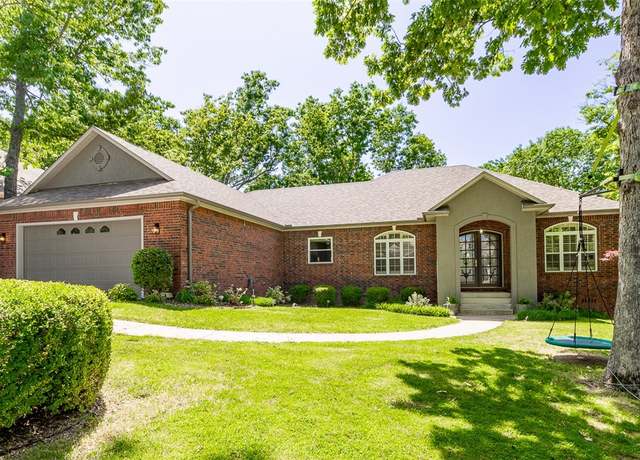 Property at 2507 NW Linebarger Ln, Bentonville, AR 72712, 4 beds, 3 baths