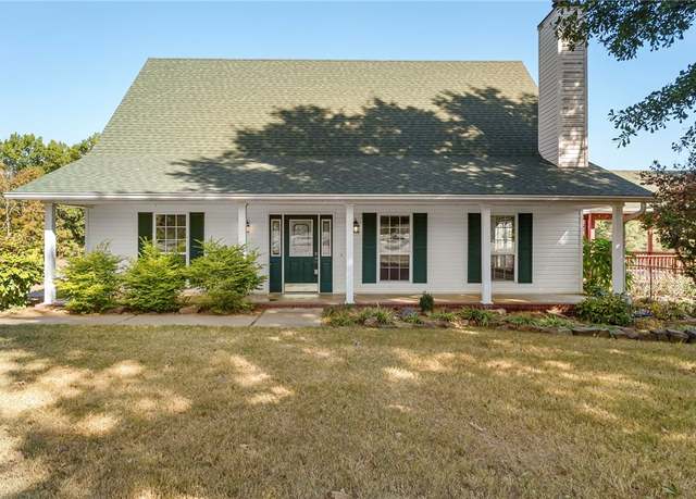 Property at 2250 Chapman Ct, Lavaca, AR 72941, 3 beds, 3.5 baths