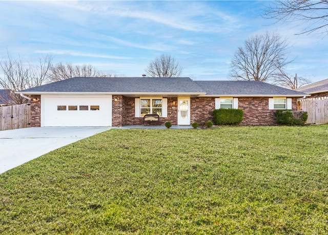 Property at 1606 SE S St, Bentonville, AR 72712, 3 beds, 2 baths