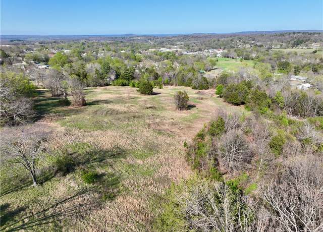 Property at 317 Dotson St, Huntsville, AR 72740