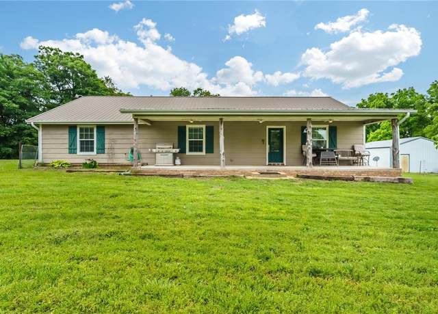 Property at 22006 Bozarth Cemetery Rd, Gentry, AR 72734, 3 beds, 2.5 baths